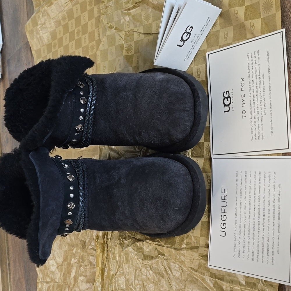 Ugg Womens Black Boots Renn LTD. EDITION!!